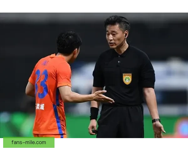 中国男足十八强赛客战卡塔尔因天气变化紧急调整训练计划迎接挑战